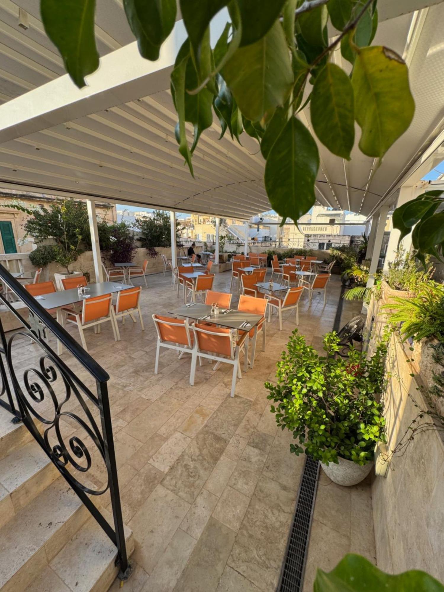 The Maltese Sun Hotel Sliema Exterior photo